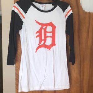 Detriot tigers baseball tee